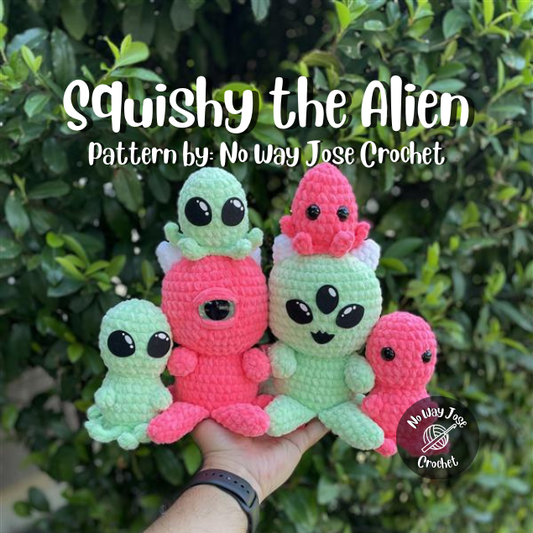 Squishy the Alien Crochet Pattern | Amigurumi Alien Plush PDF